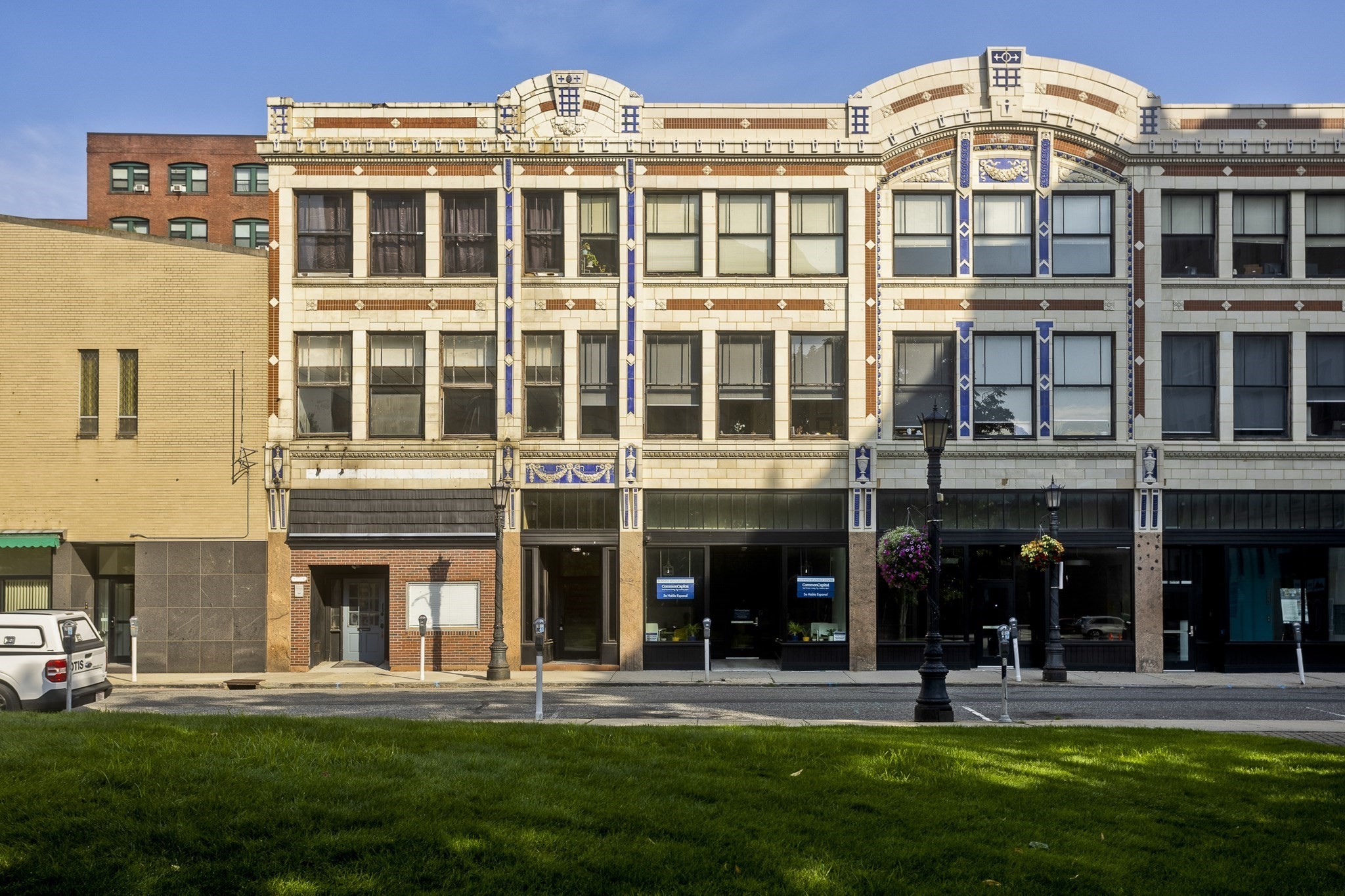 266 Bridge St, Springfield, MA 01103 - Image 2