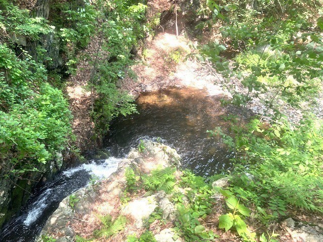 871 Pleasant St, Leominster, MA 01453 - Image 13