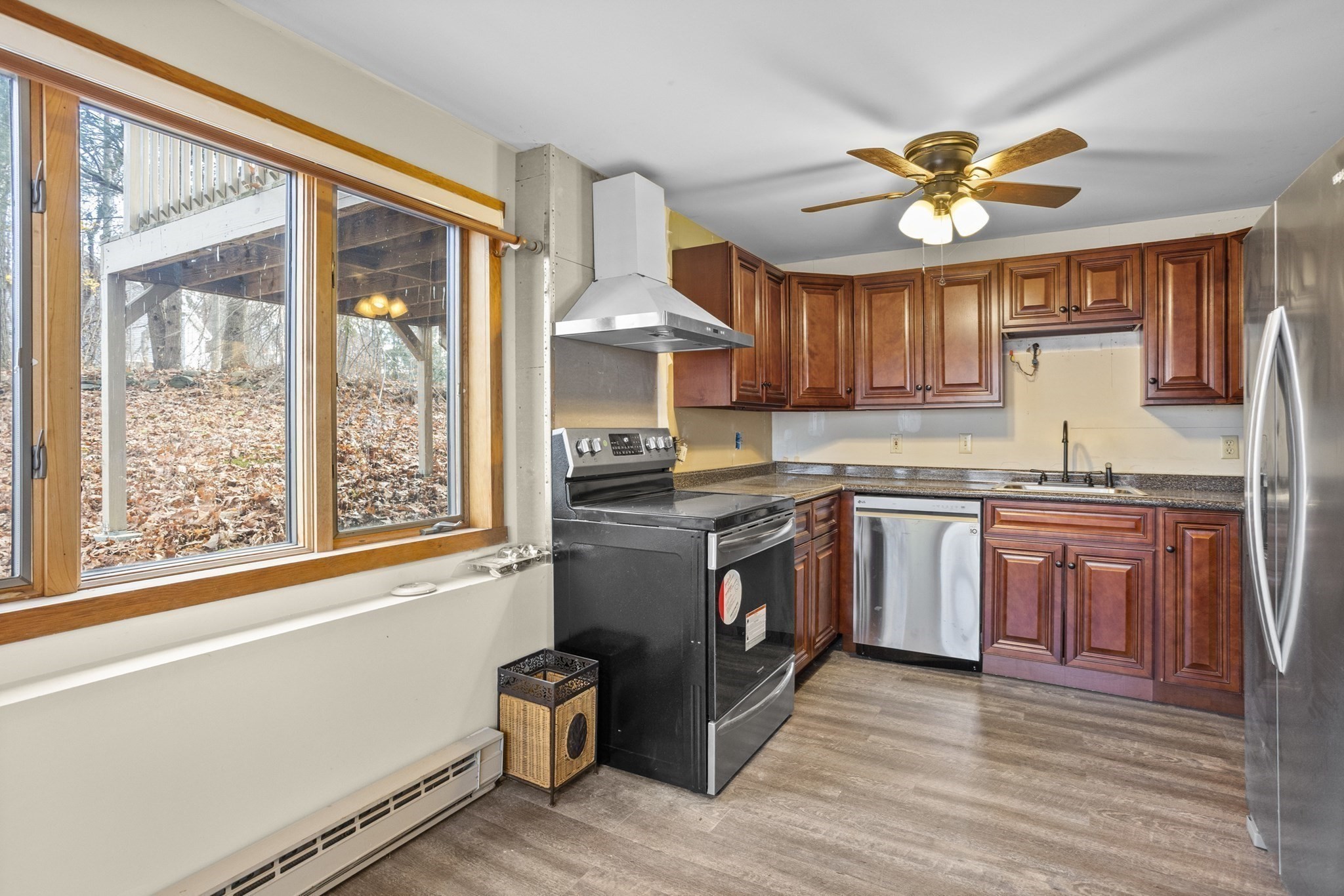 871 Pleasant St, Leominster, MA 01453 - Image 23