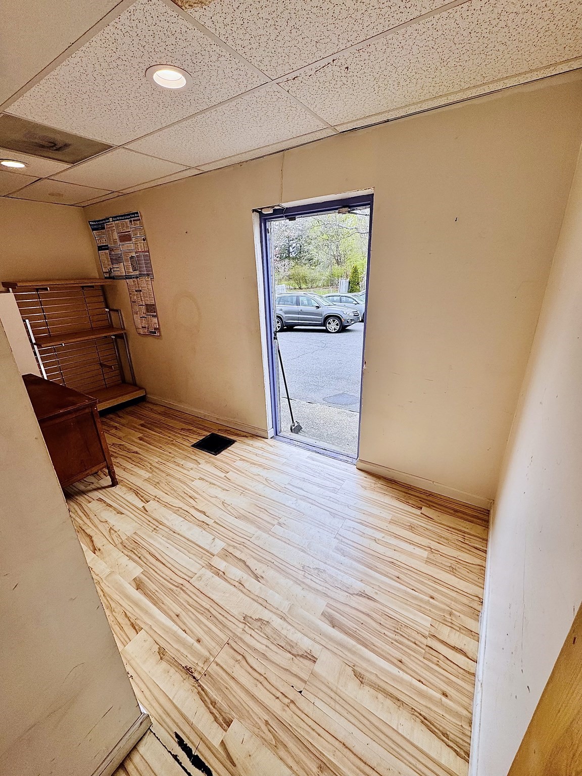 878 Sumner Ave, Springfield, MA 01108 - Image 10