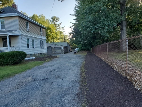 851 Lancaster St, Leominster, MA 01453 - Image 8