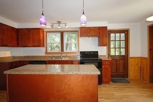 851 Lancaster St, Leominster, MA 01453 - Image 9