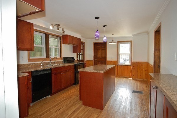 851 Lancaster St, Leominster, MA 01453 - Image 10