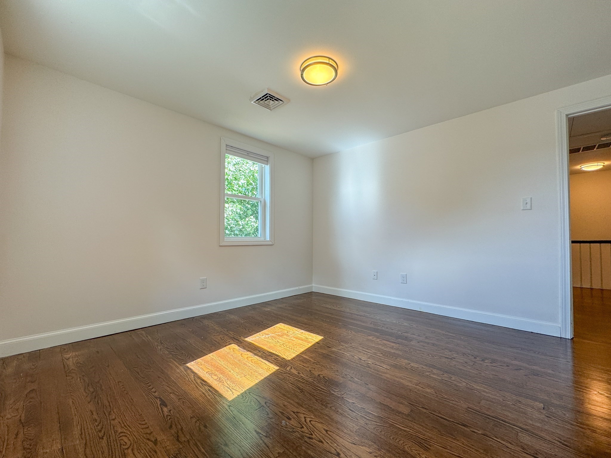 282 Pleasant St, Marblehead, MA 01945 - Image 16