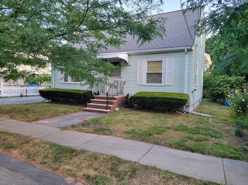 23 Hull Street, Apt 1