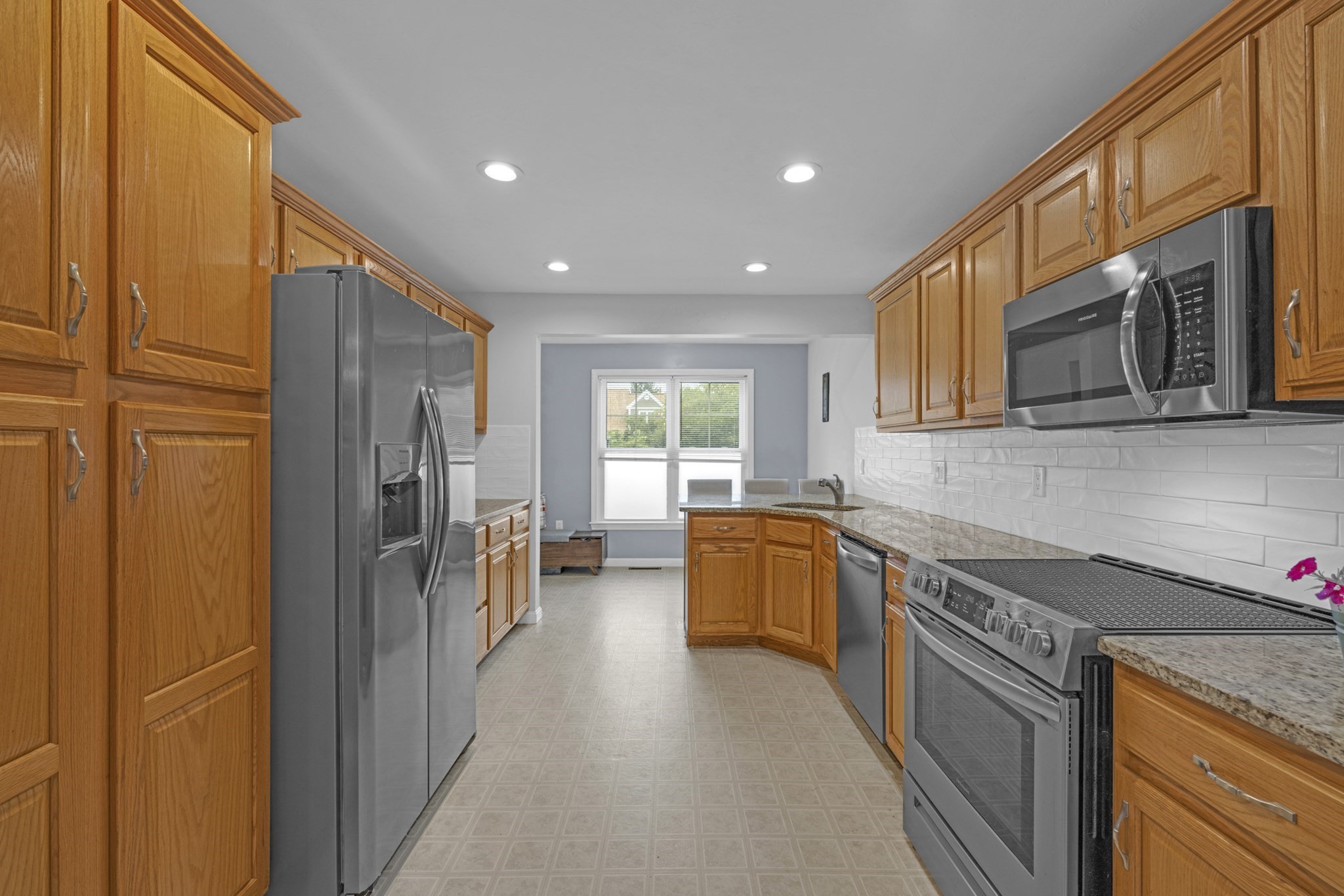 7 Jefferson Court Unit 7, Uxbridge, MA 01569 - Image 5