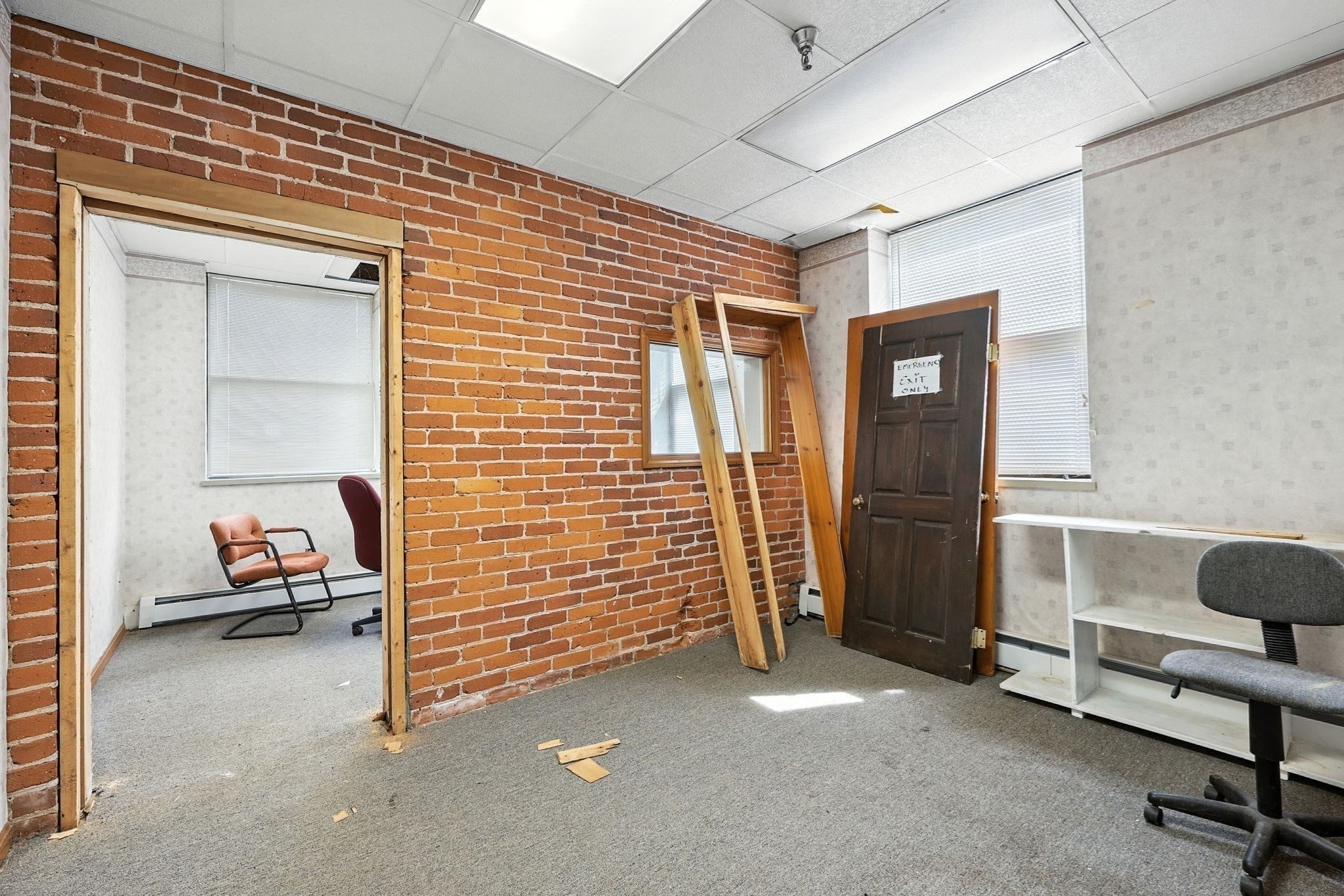 90 Sargeant St, Holyoke, MA 01040 - Image 12