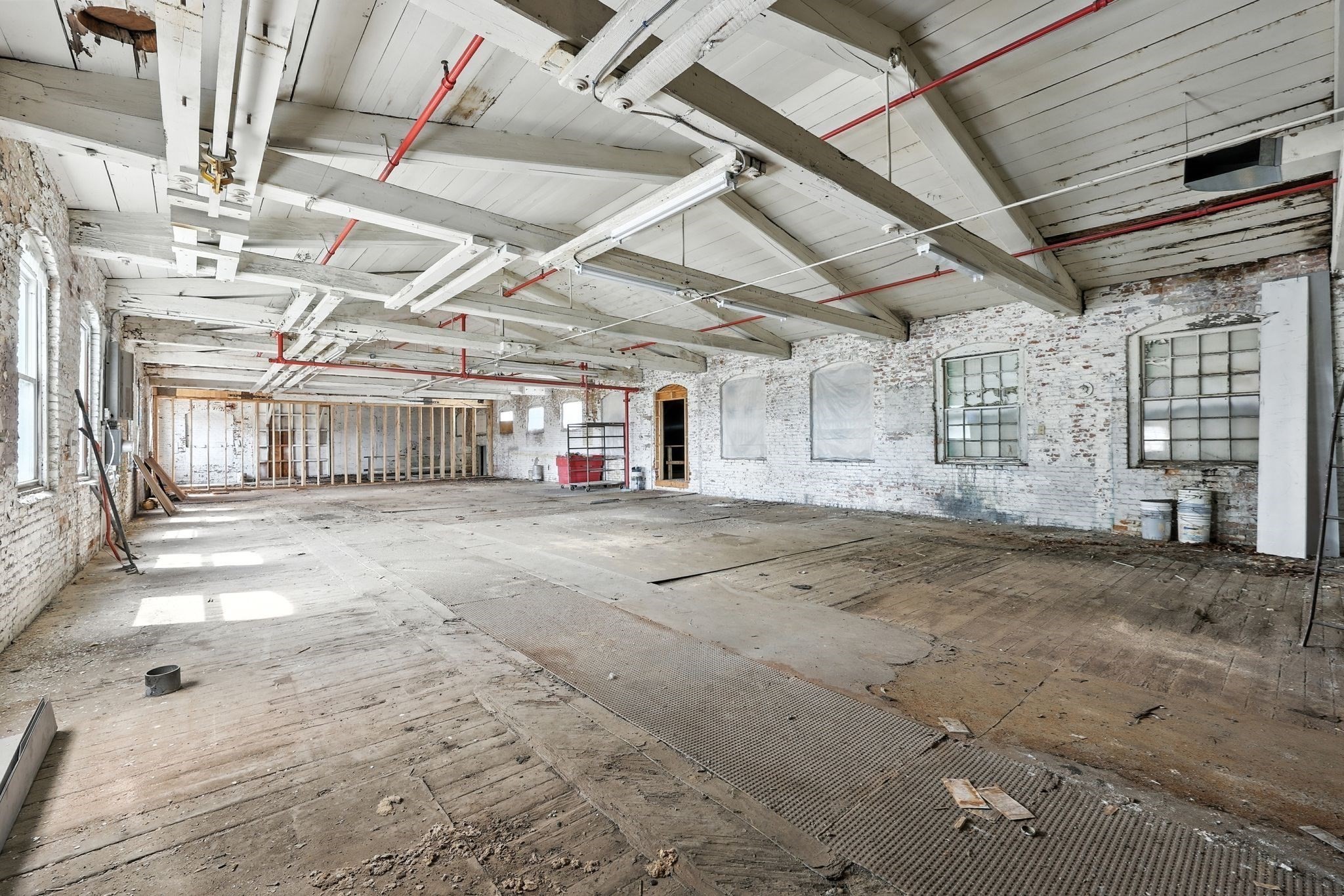 90 Sargeant St, Holyoke, MA 01040 - Image 16