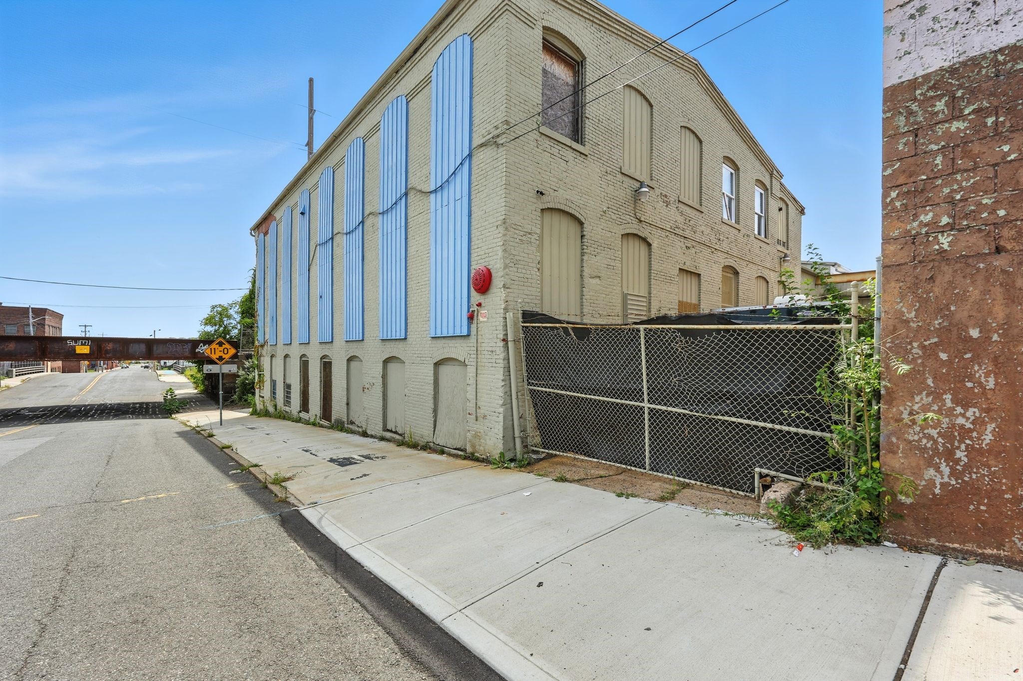 90 Sargeant St, Holyoke, MA 01040 - Image 5