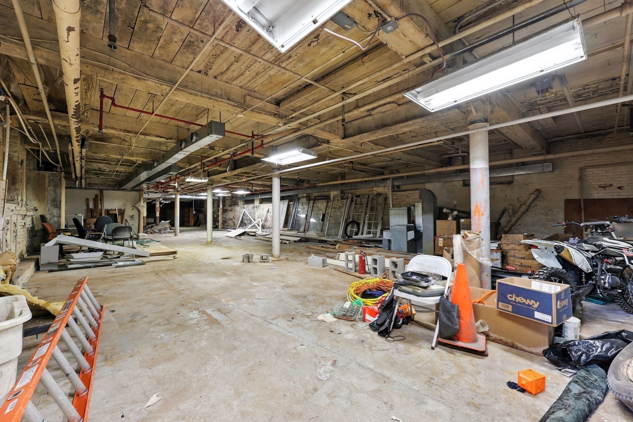 90 Sargeant St, Holyoke, MA 01040 - Image 10