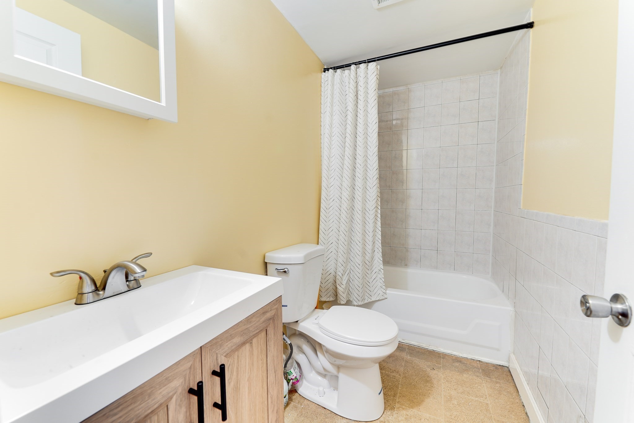 8 Ridgewood St, Dorchester, Boston, MA 02122 - Image 14