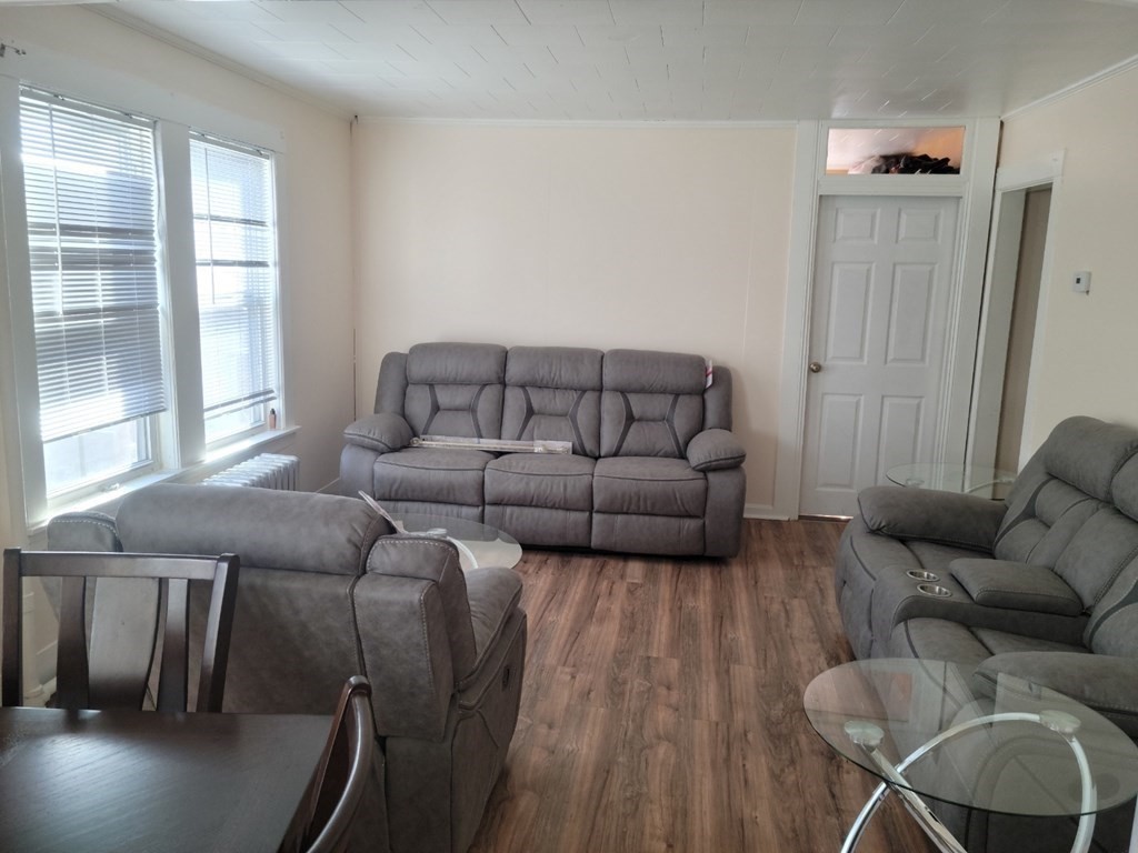 19 Heath St, Everett, MA 02149 - Image 4