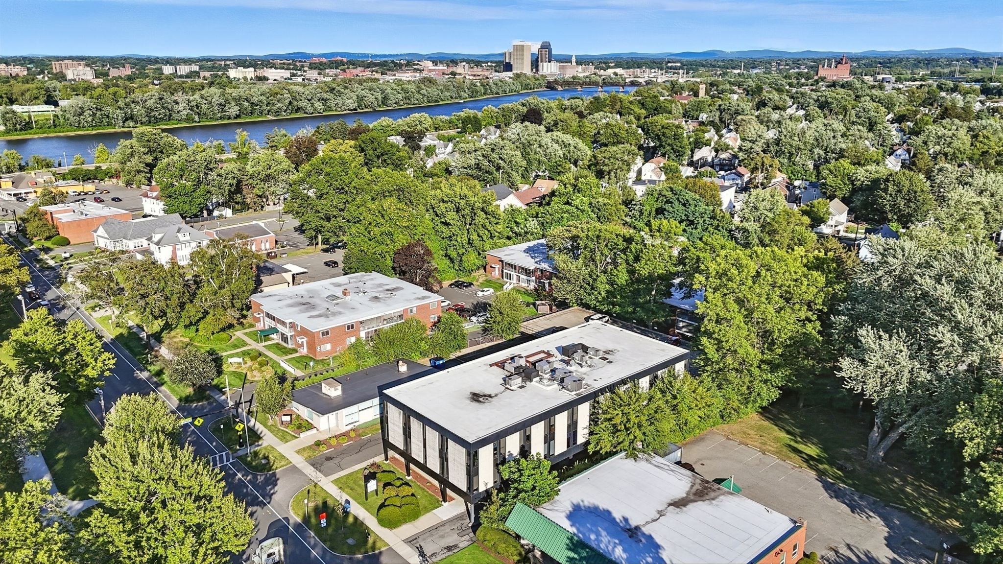 117 Park Ave, West Springfield, MA 01089 - Image 28