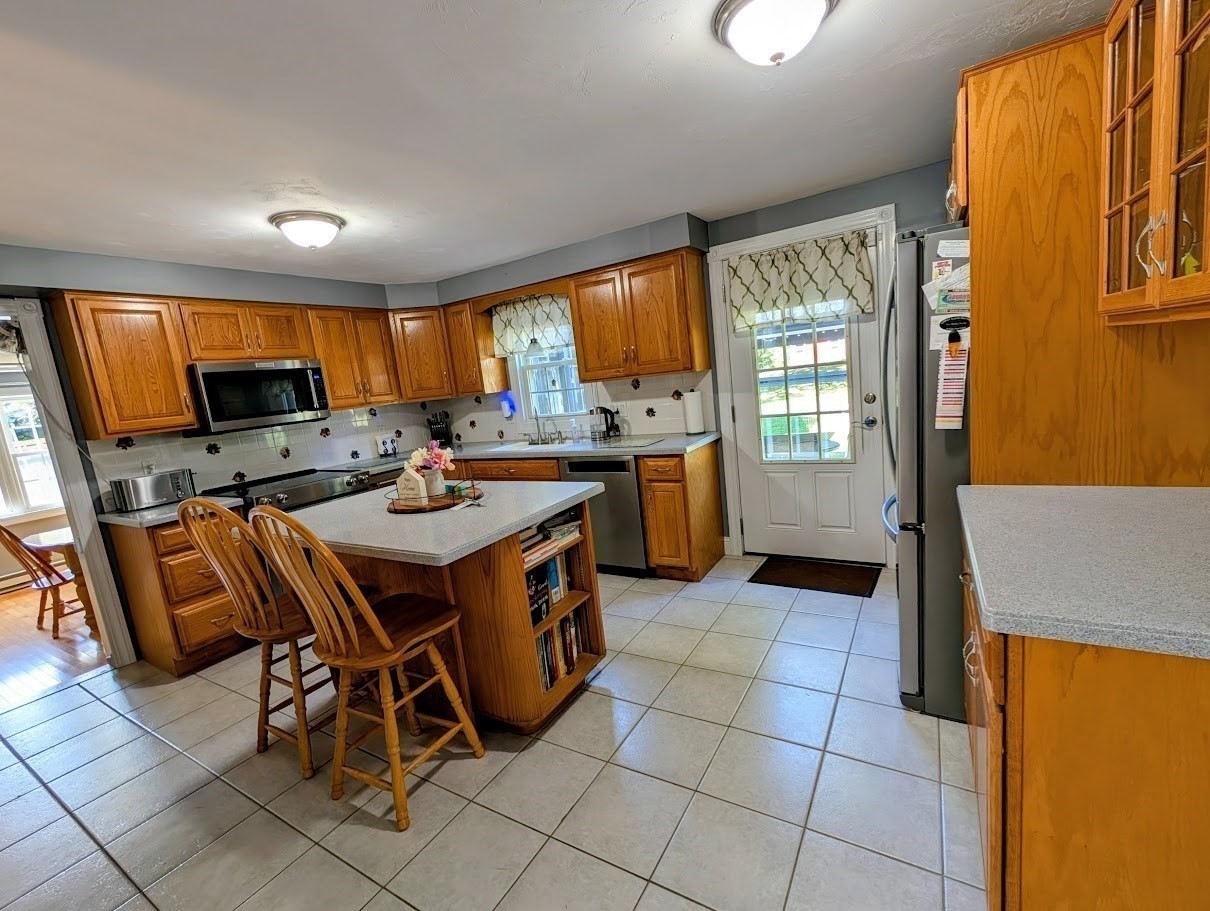 10 Harrington Rd, Charlton, MA 01507 - Image 19