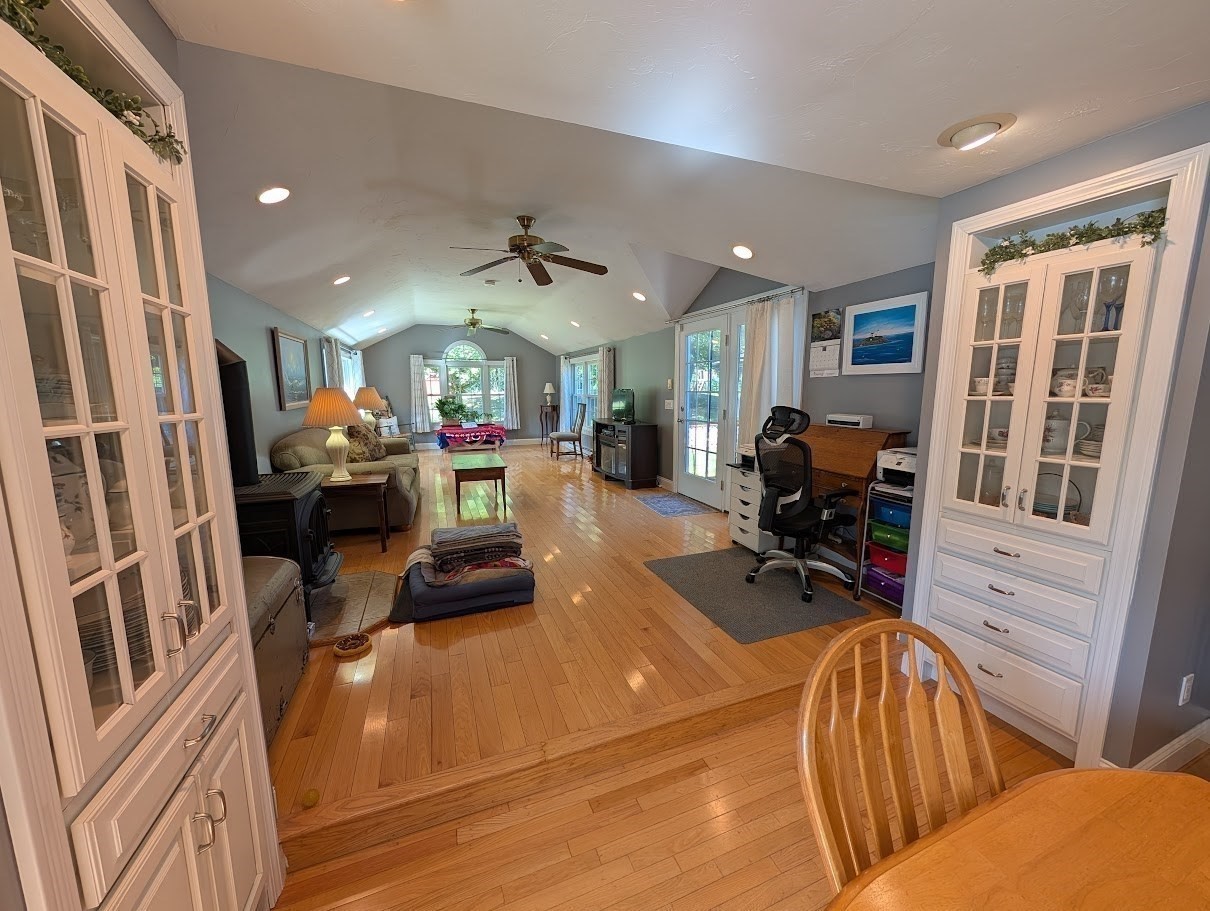 10 Harrington Rd, Charlton, MA 01507 - Image 6