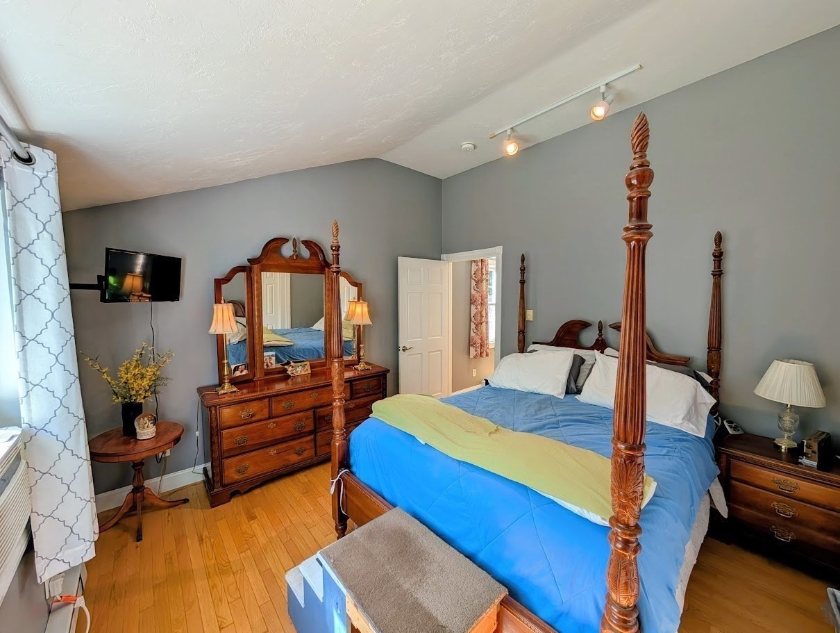 10 Harrington Rd, Charlton, MA 01507 - Image 8