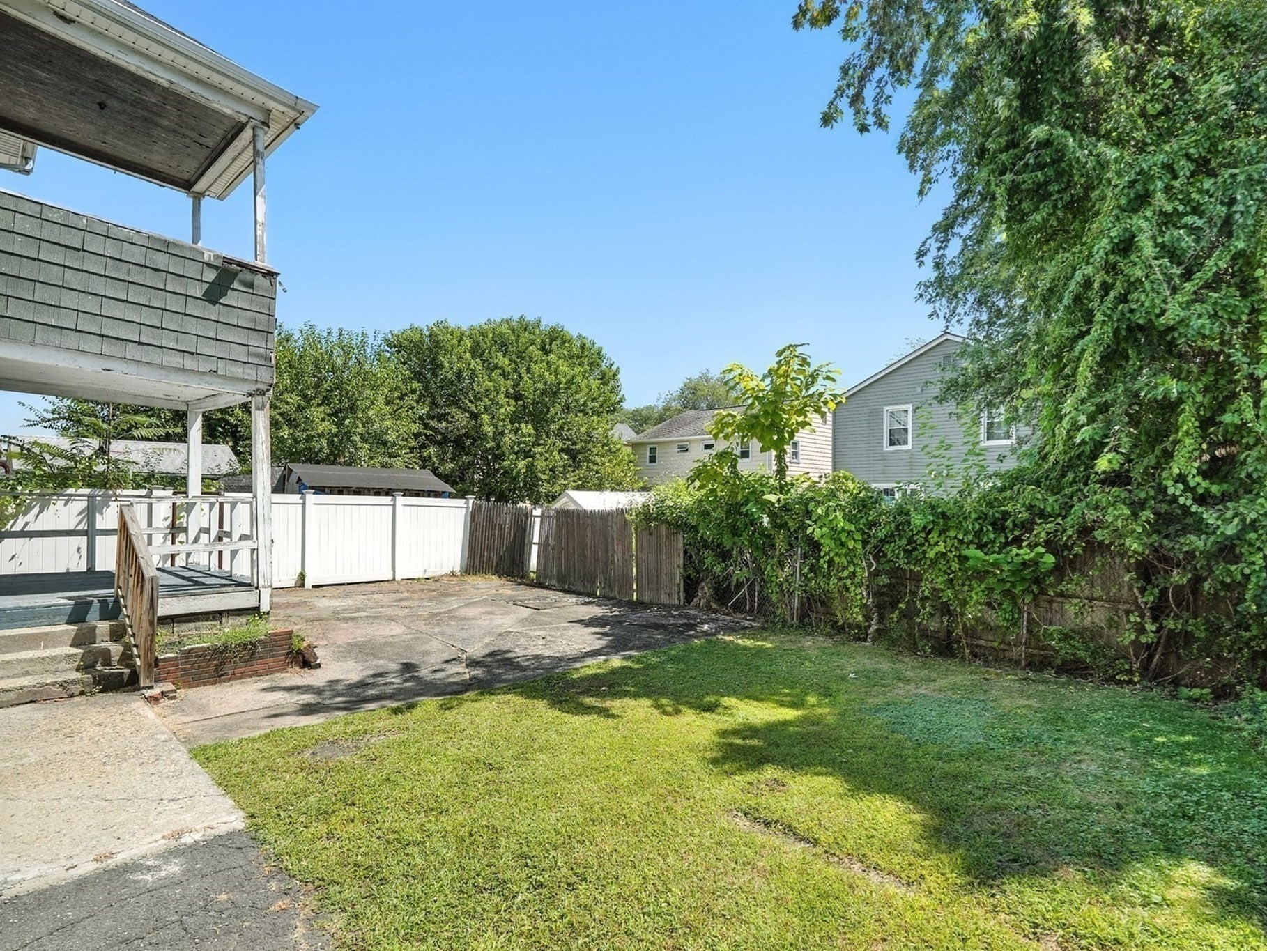 335 Springfield St, Agawam, MA 01001 - Image 15
