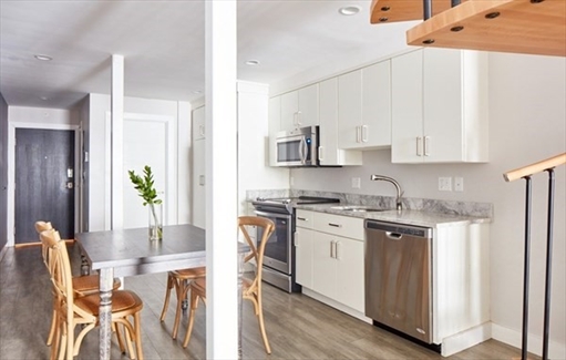 630 Washington, Apt 407