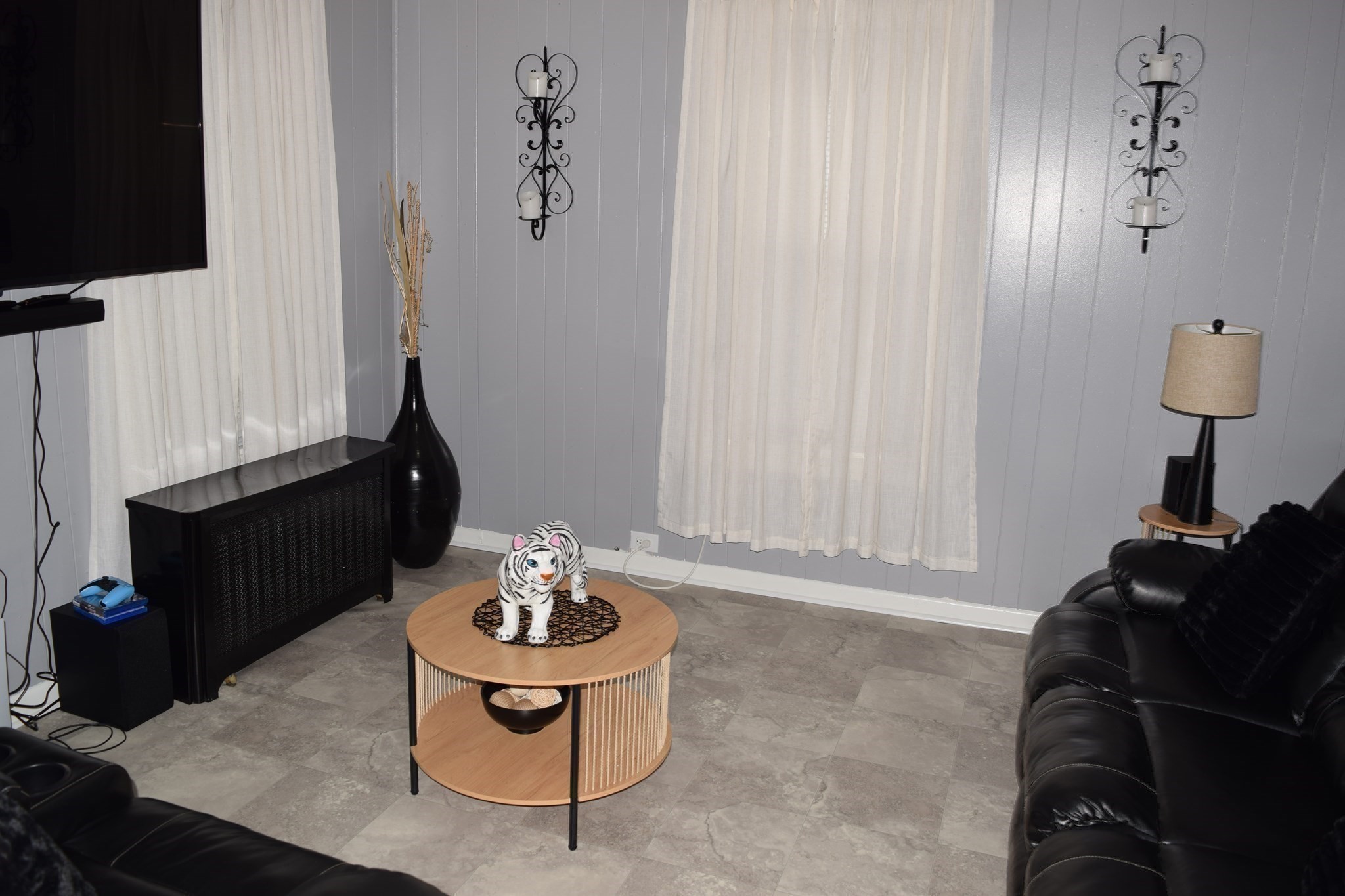 5 Vernon St, Holyoke, MA 01040 - Image 17