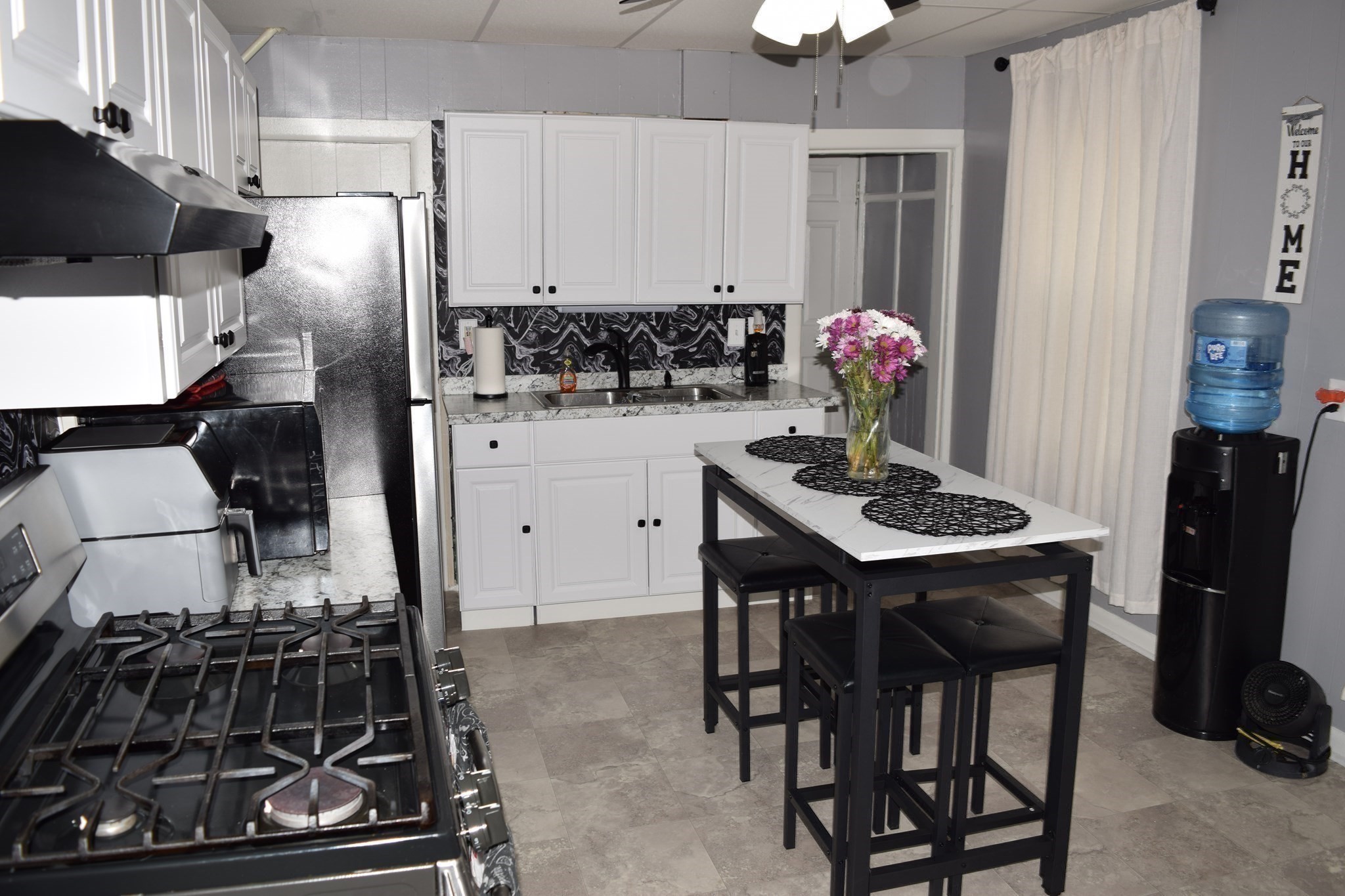 5 Vernon St, Holyoke, MA 01040 - Image 9