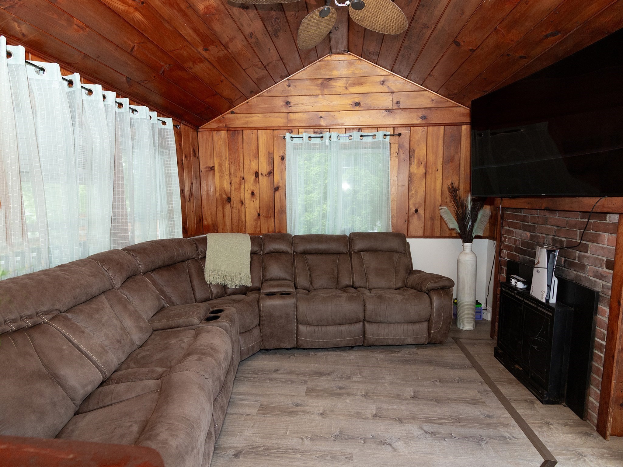 23 Canna Dr, Shrewsbury, MA 01545 - Image 3