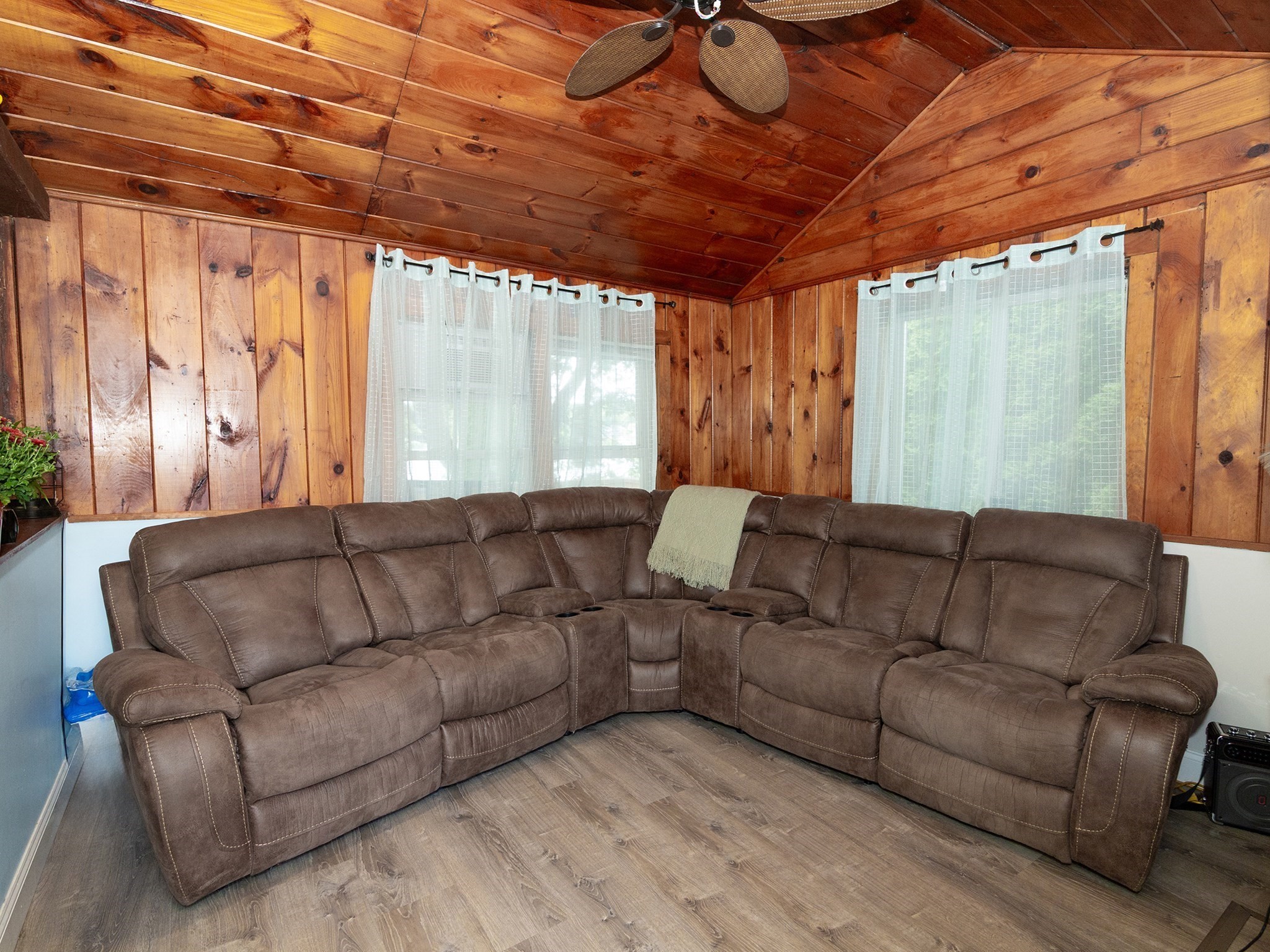 23 Canna Dr, Shrewsbury, MA 01545 - Image 4