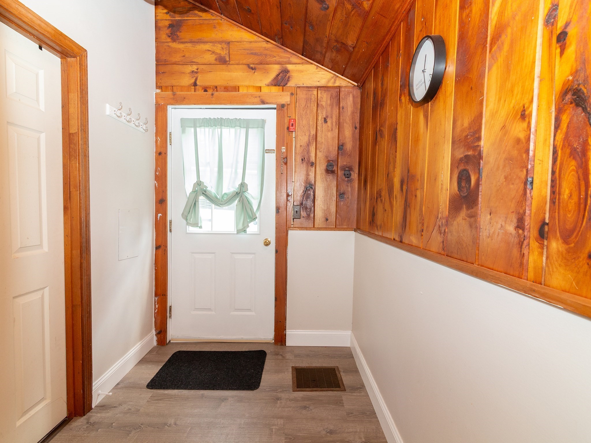 23 Canna Dr, Shrewsbury, MA 01545 - Image 8