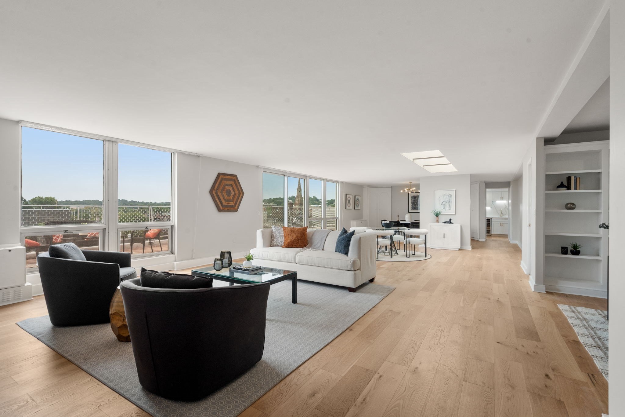 45 Longwood Ave Unit PHA, Brookline, MA 02446