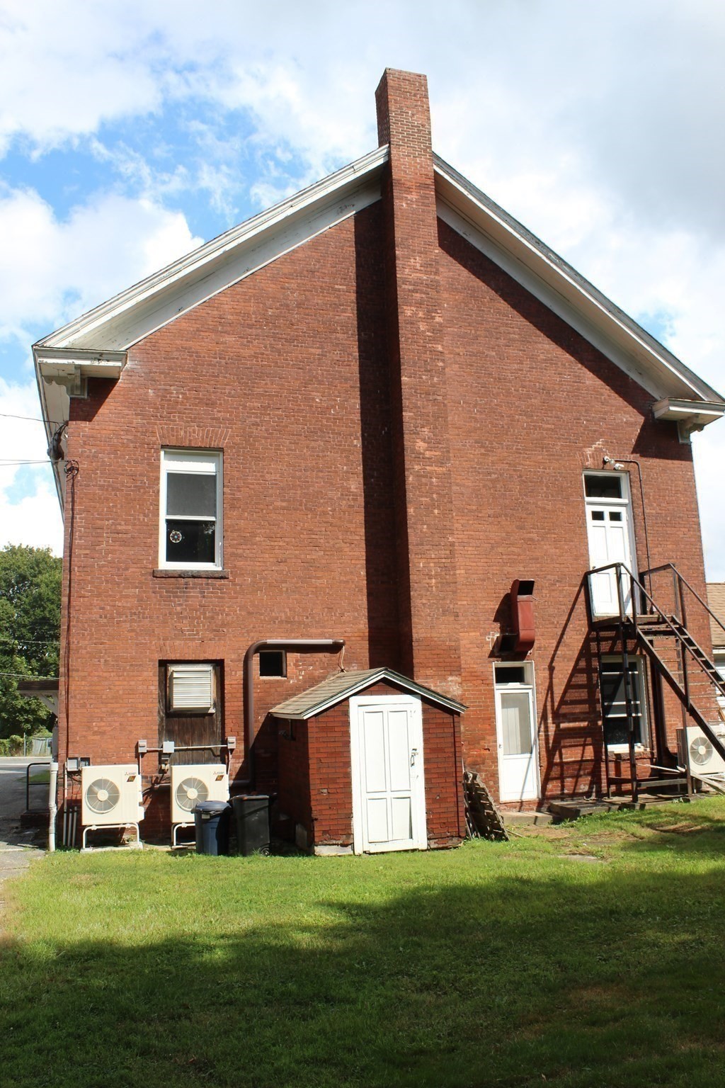 62 Cheney St, Orange, MA 01364 - Image 8