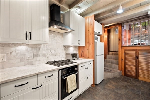 6 North Hudson Street, Apt 1