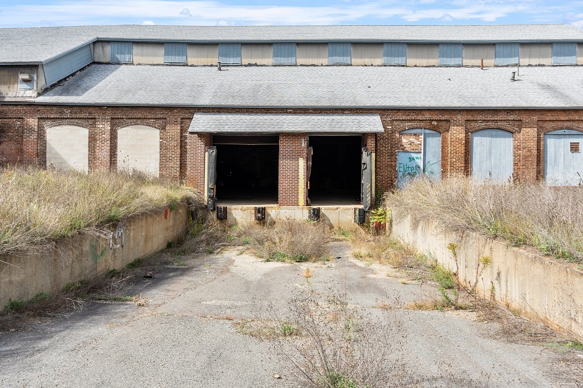 70 W River St, Orange, MA 01364 - Image 17