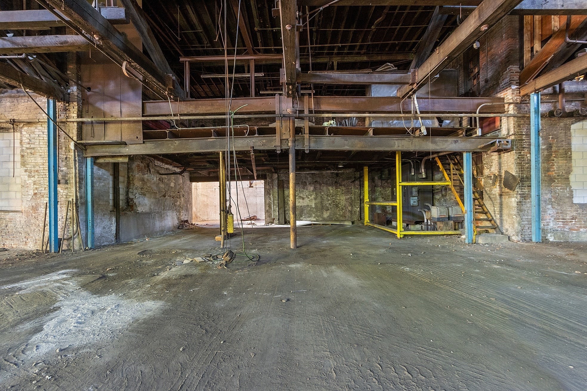 70 W River St, Orange, MA 01364 - Image 9