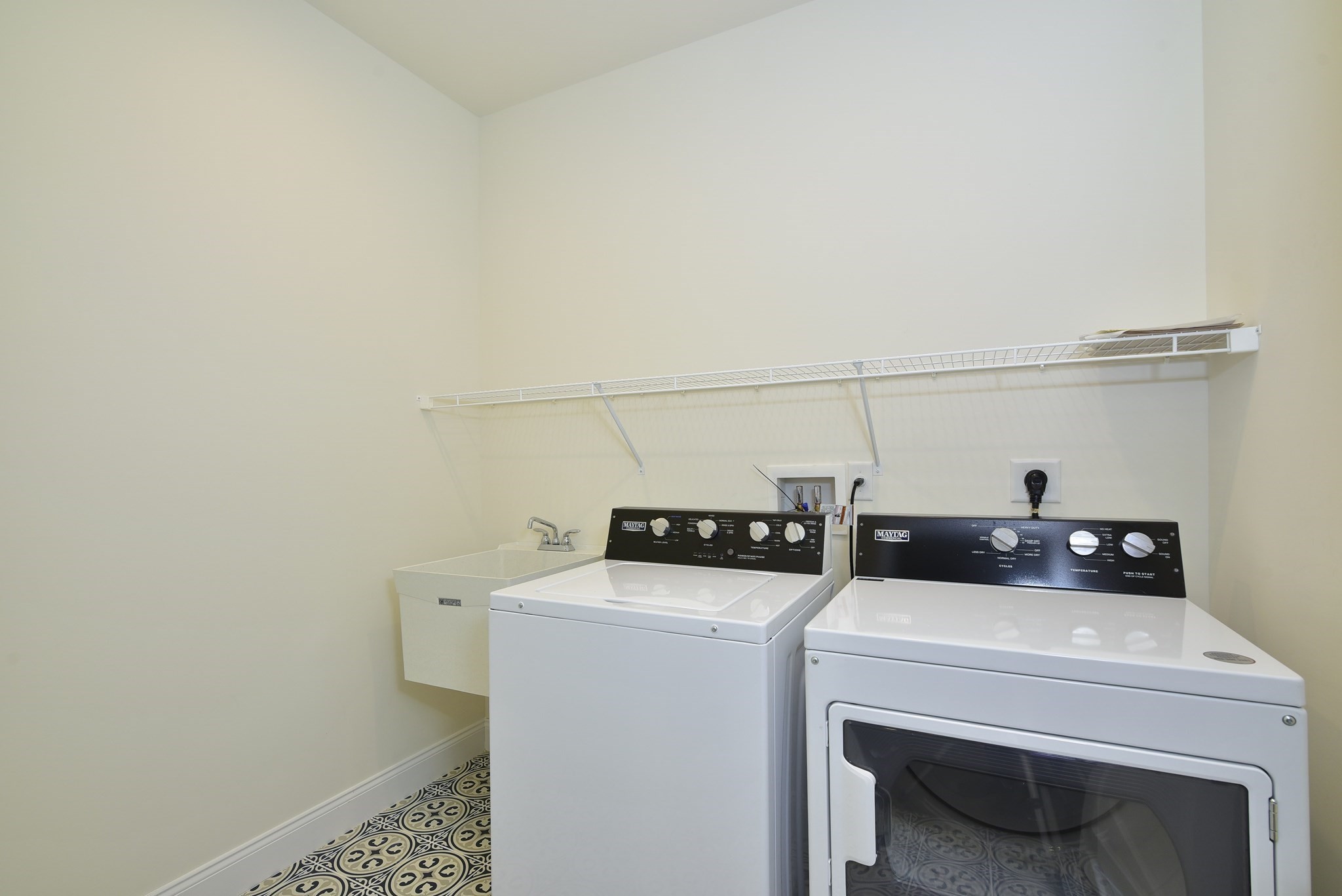 18 Lansing Way Unit 18, Millis, MA 02054 - Image 23