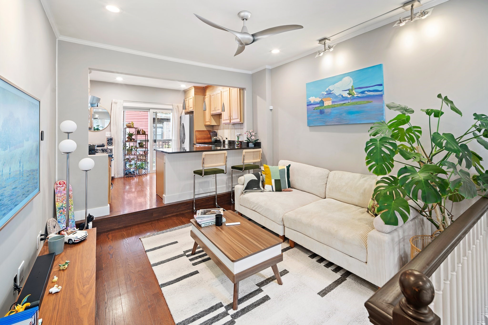99 Cottage St Unit B, Boston - East Boston, MA 02128