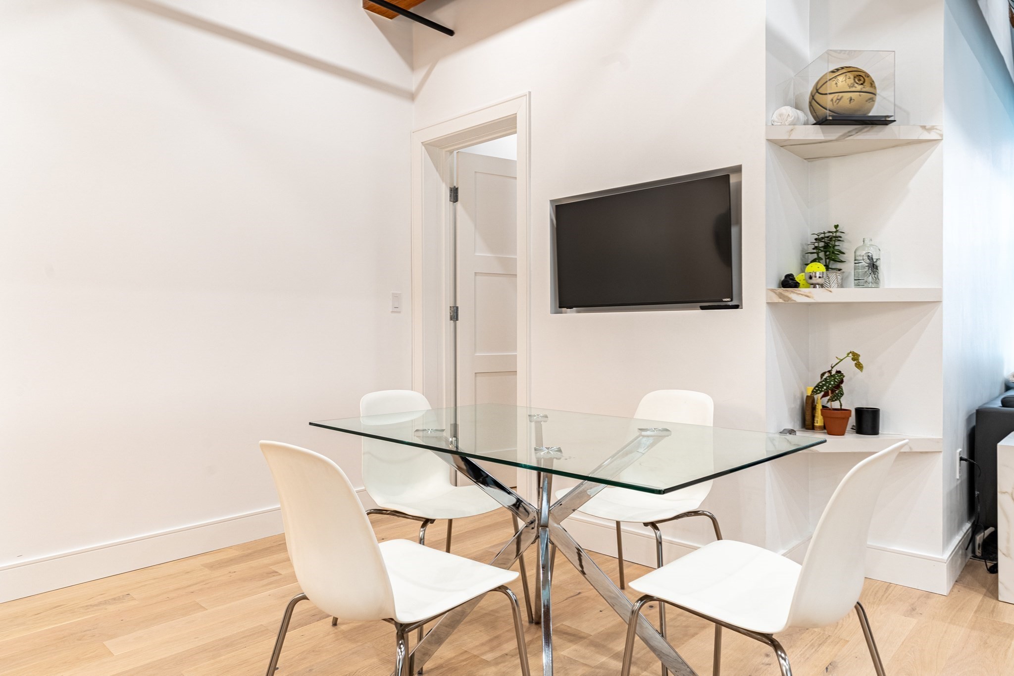 33 Sleeper Unit 409, Seaport, Boston, MA 02210 - Image 10