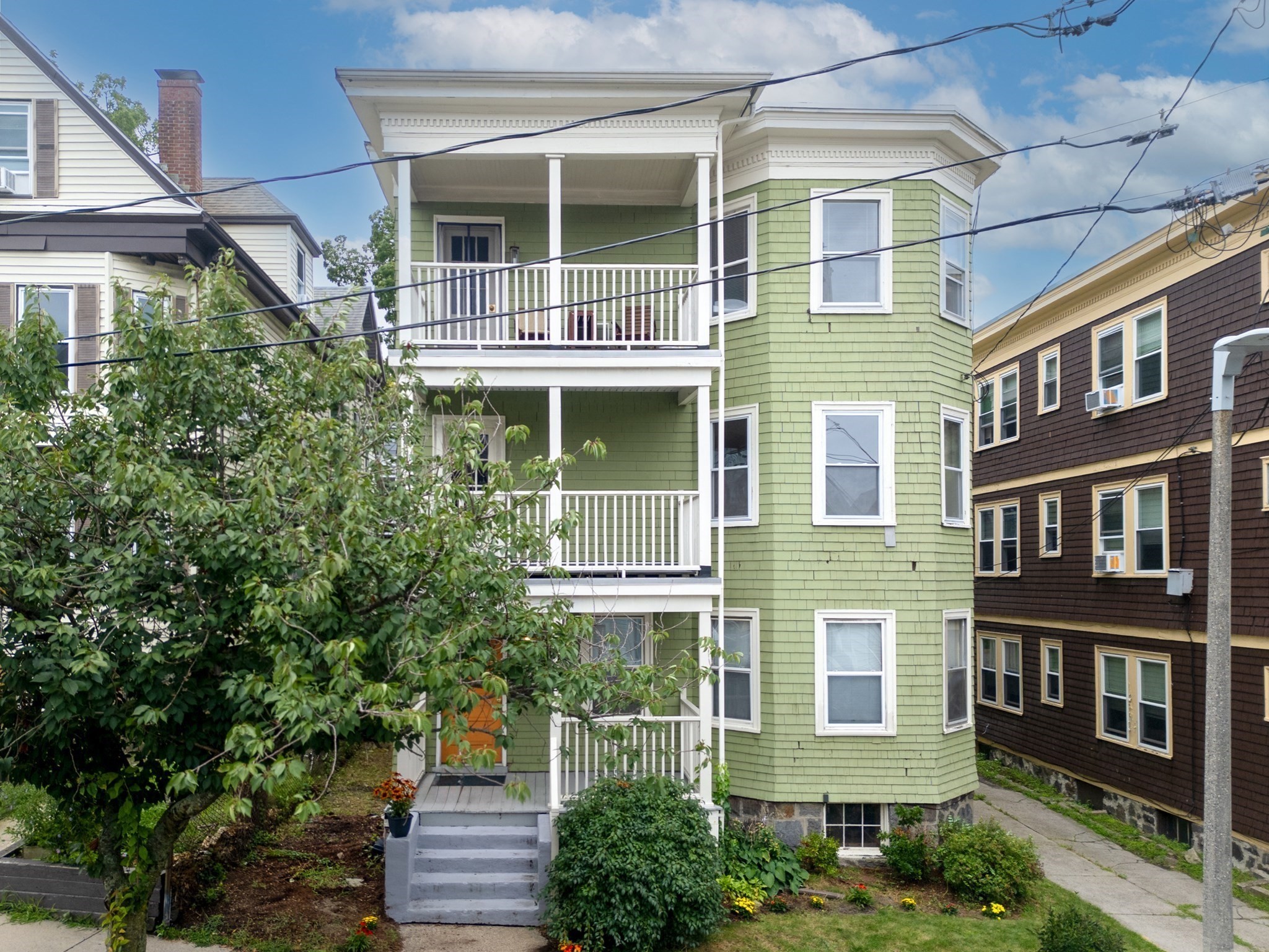 11 Weld Hill St Unit 2, Jamaica Plain, Boston, MA 02130