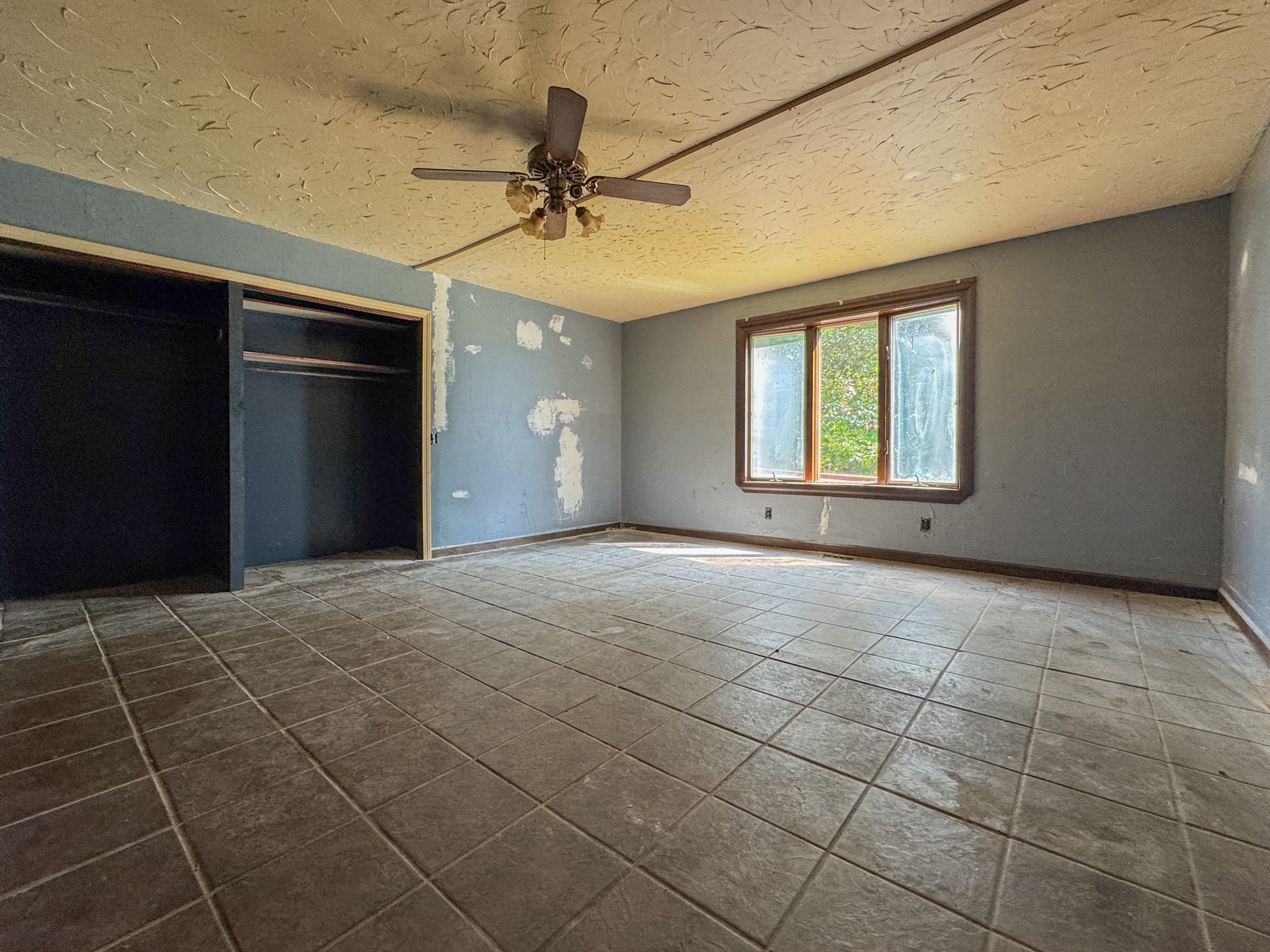 198 Union Rd, Wales, MA 01081 - Image 16