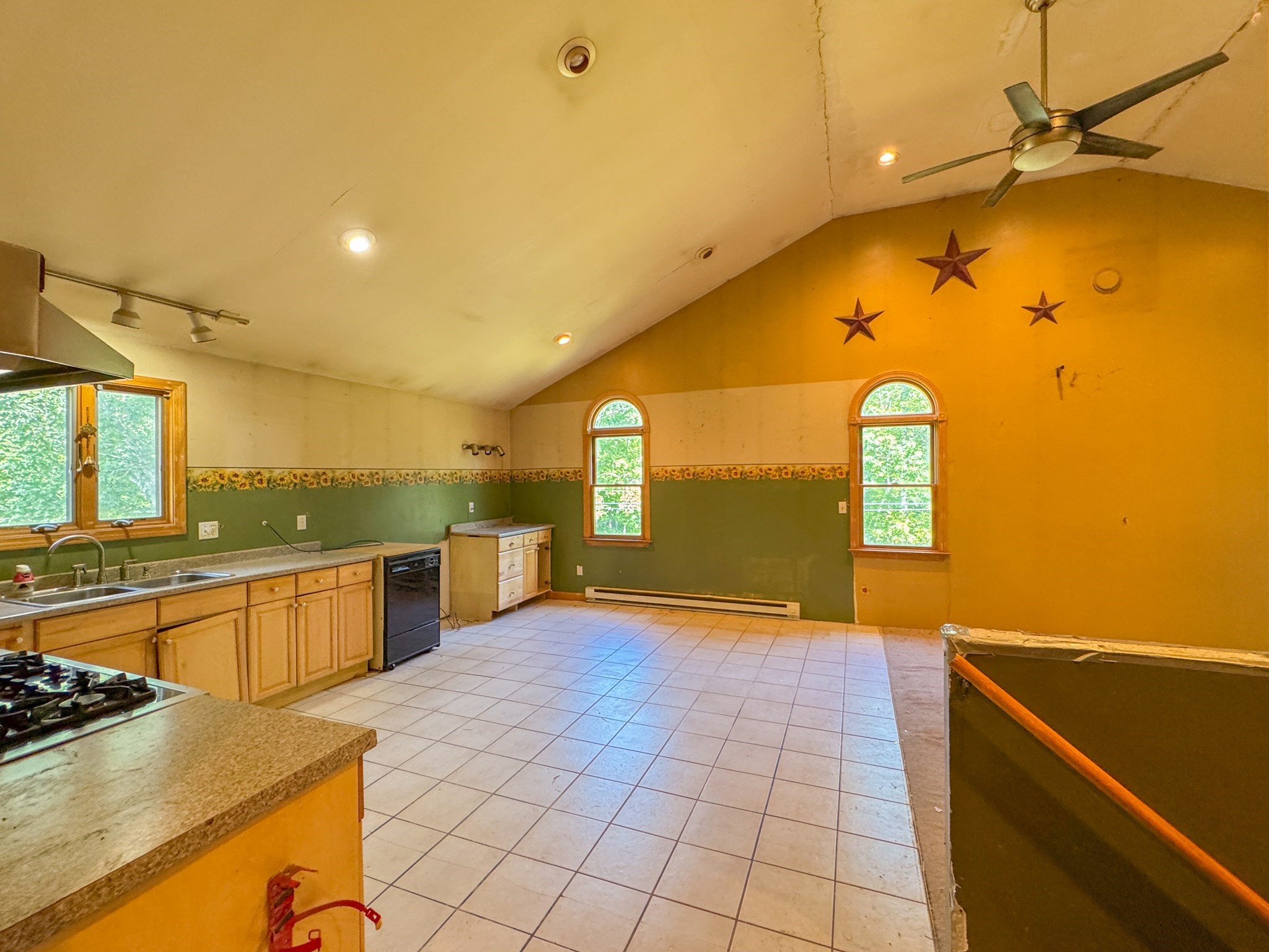 198 Union Rd, Wales, MA 01081 - Image 38