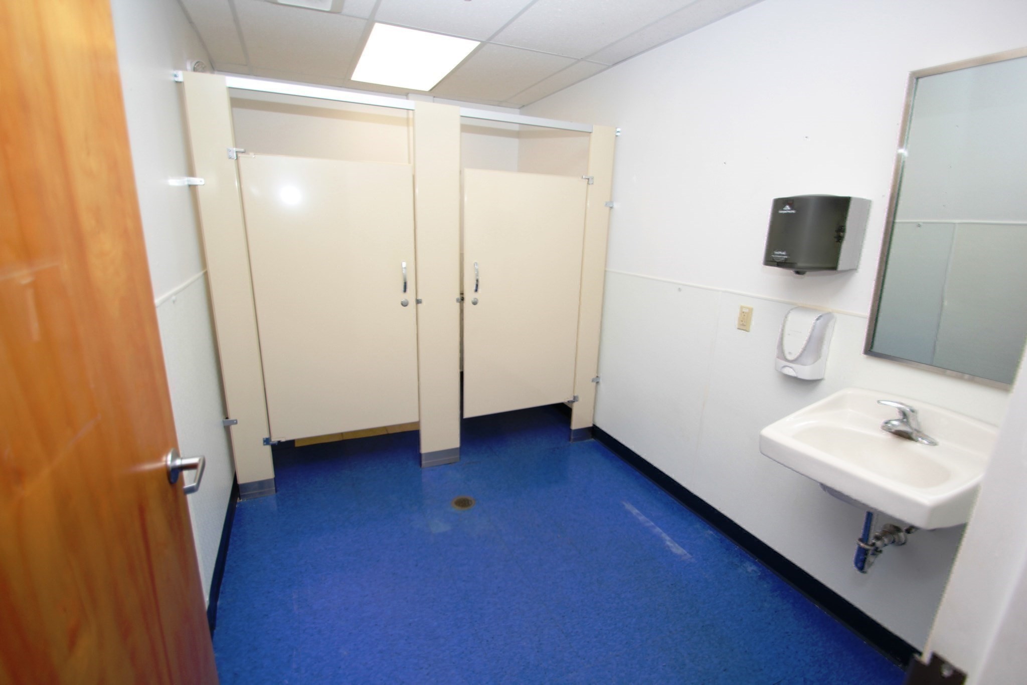 35 Water St. Unit 1, Amesbury, MA 01913 - Image 15