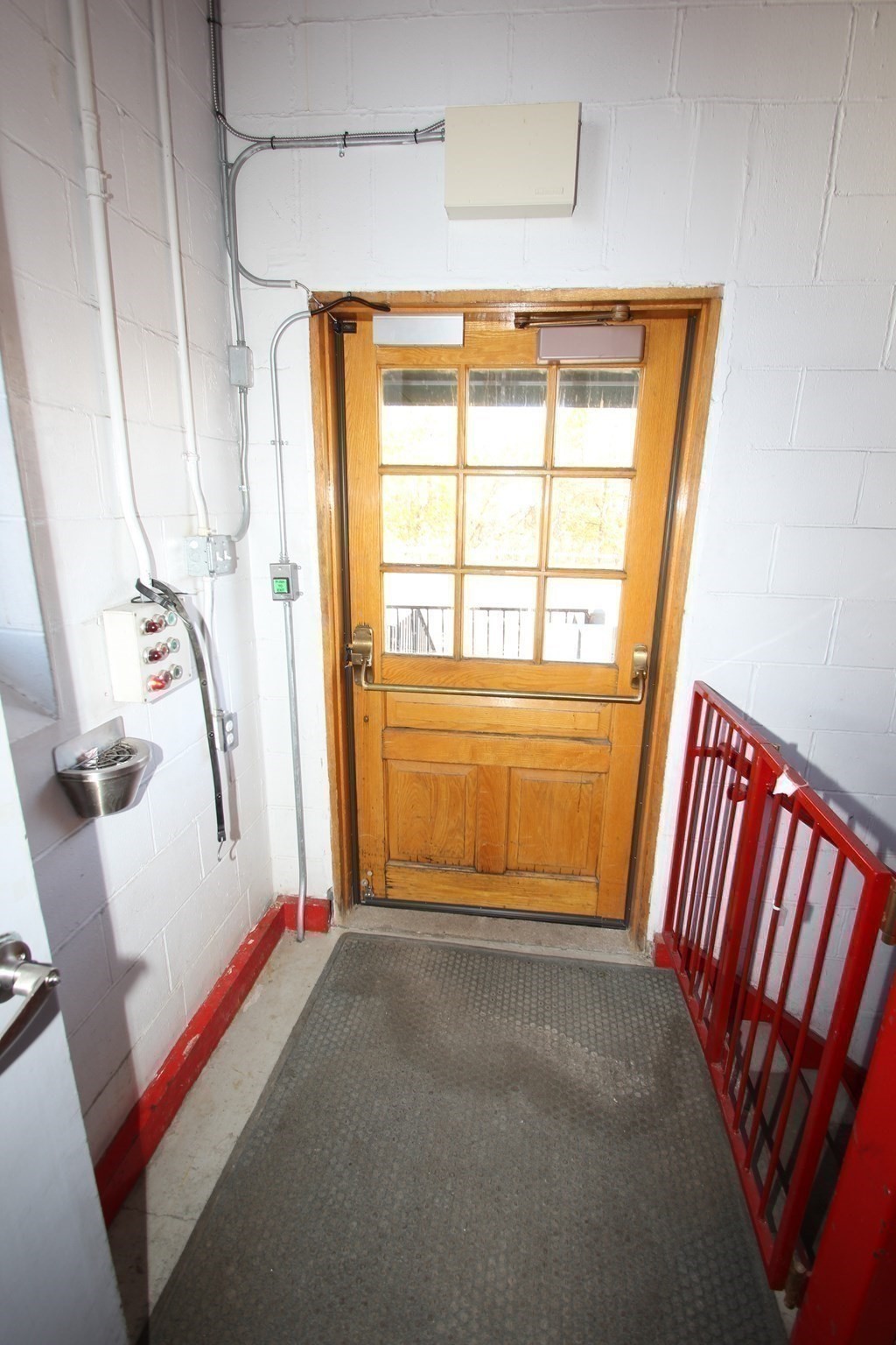 35 Water St. Unit 1, Amesbury, MA 01913 - Image 18