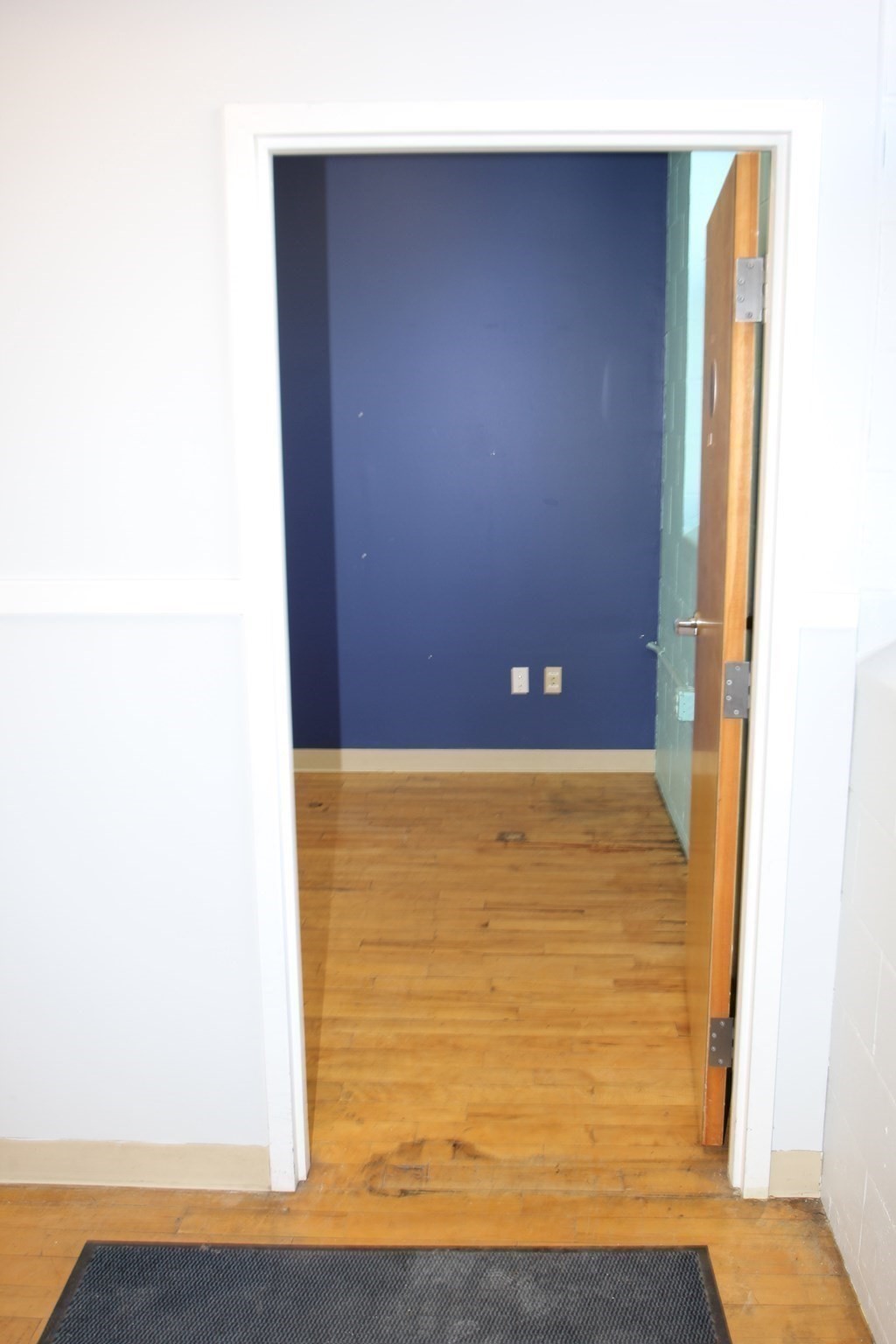 35 Water St. Unit 1, Amesbury, MA 01913 - Image 25