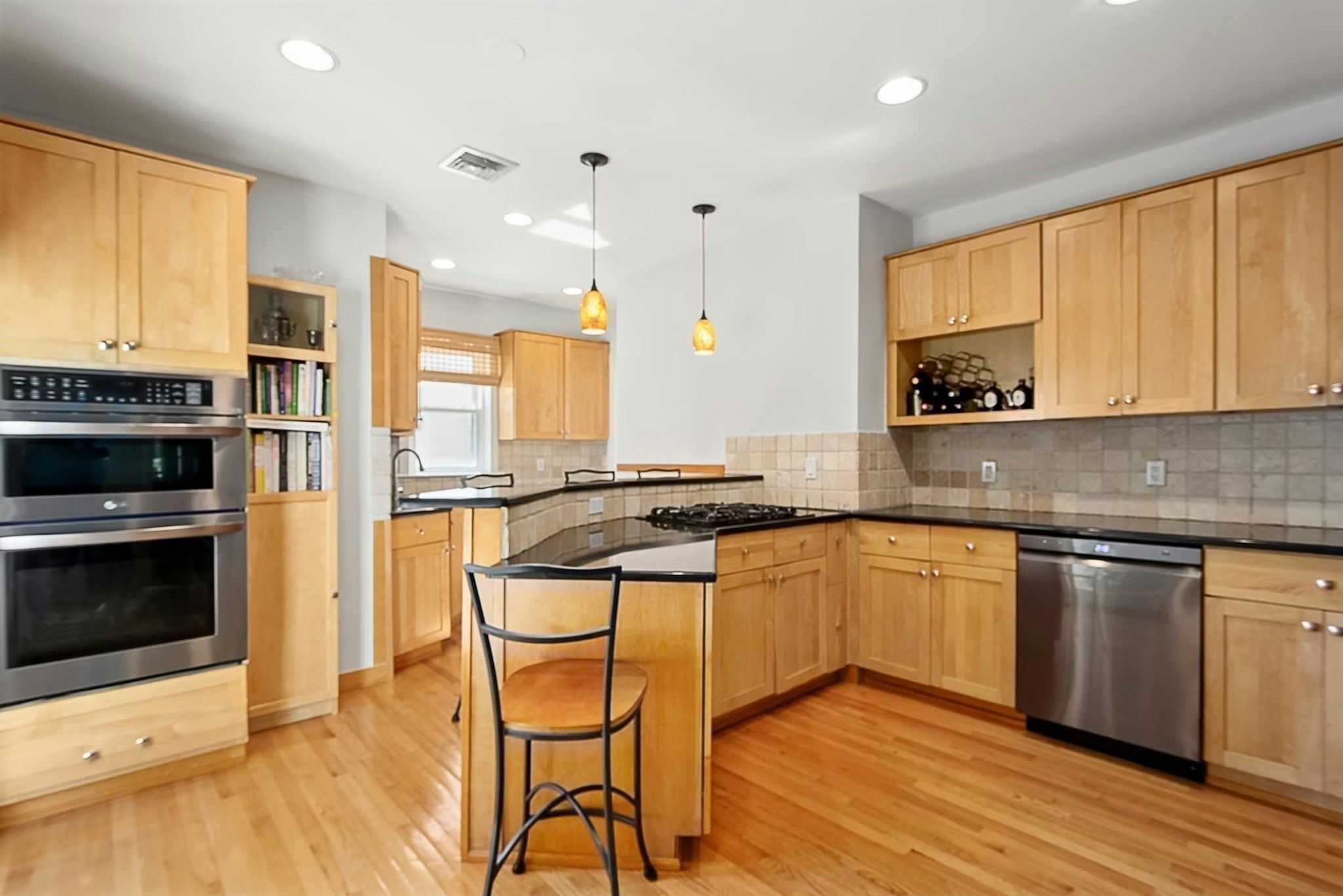 231 Lagrange, West Roxbury, Boston, MA 02132 - Image 12