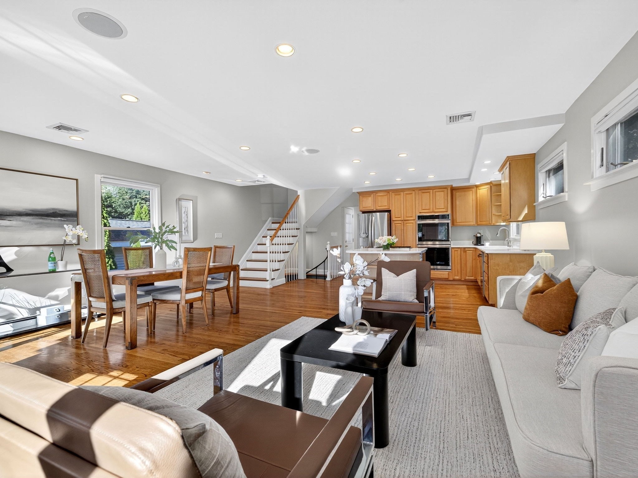 15 Crest Rd, Wayland, MA 01778