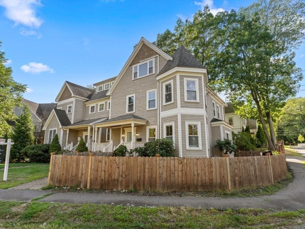 51 Bourne St Unit 51, Newton, MA 02466 - Image 37