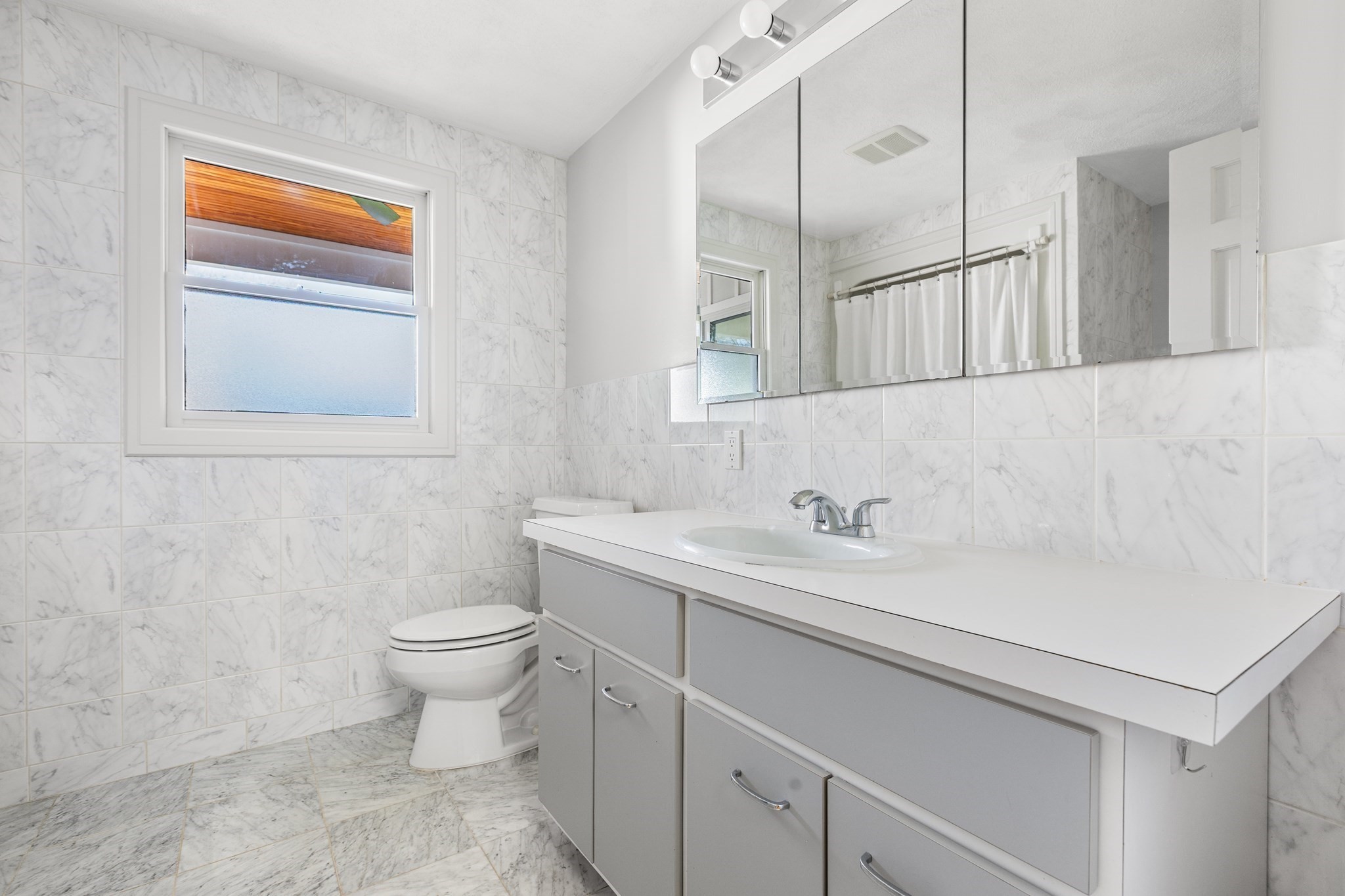 409 Haverhill Street, Reading, MA 01867 - Image 38