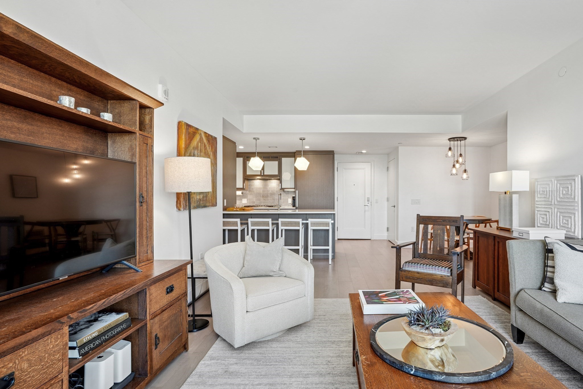 100 Lovejoy Wharf Unit 4J, West End, Boston, MA 02114