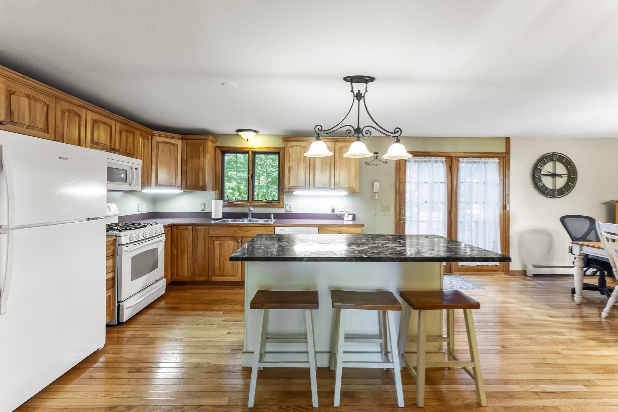 10 Duck Farm Lane, Bridgewater, MA 02324 - Image 15