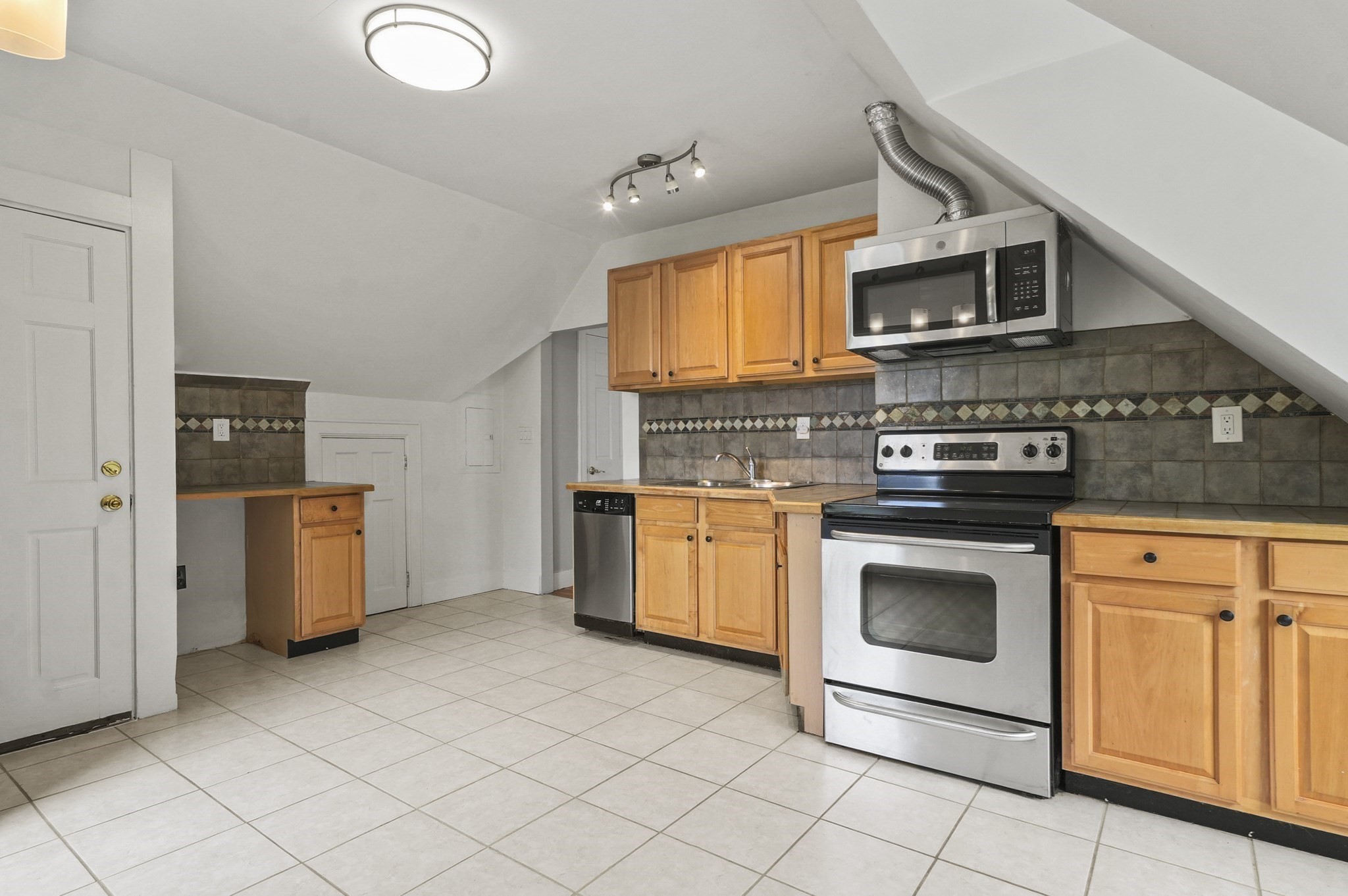 8 Marbury Terrace Unit 3, Jamaica Plain, Boston, MA 02130 - Image 10