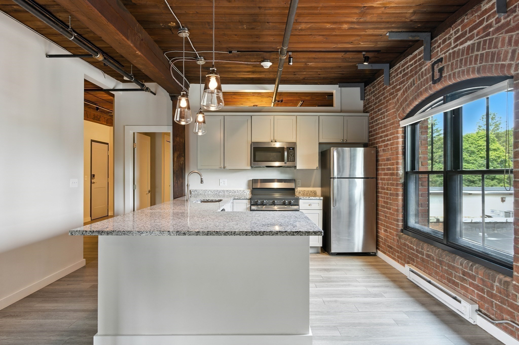 55 Sterling St Unit 306, Clinton, MA 01510 - Image 3