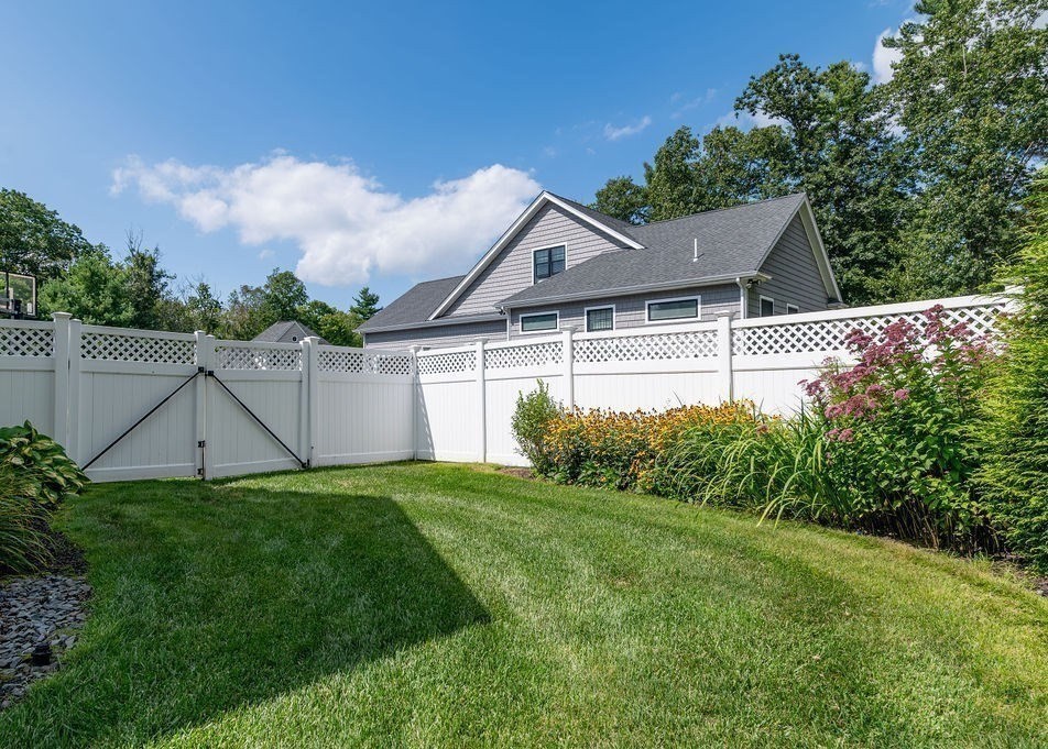 53 Queens Circle, Raynham, MA 02767 - Image 14